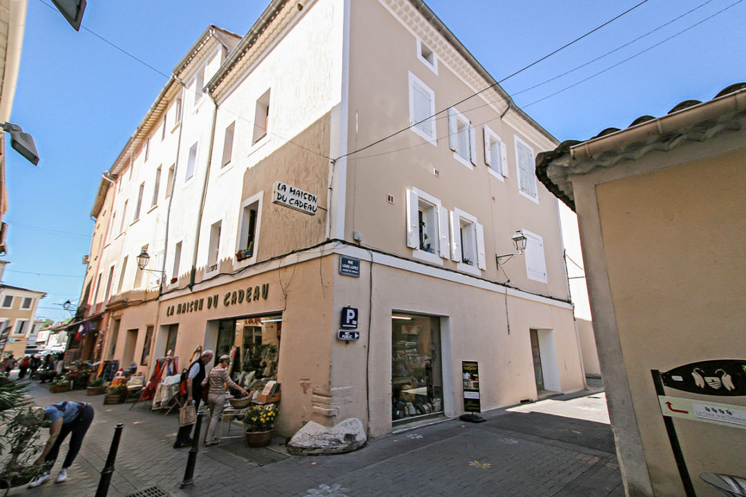 Charmant 3 pièces de 63m2 en Centre-ville.