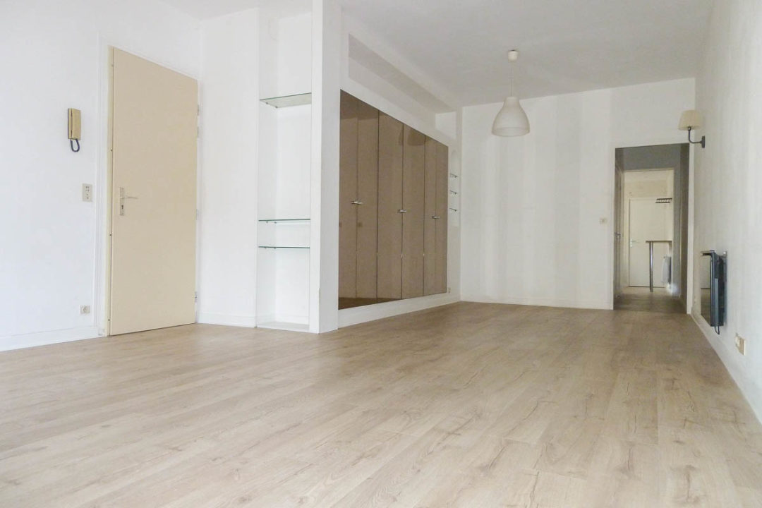 Secteur Gambetta, Bel appartement de ville 2pièces 52m2, parfaitement entretenu.