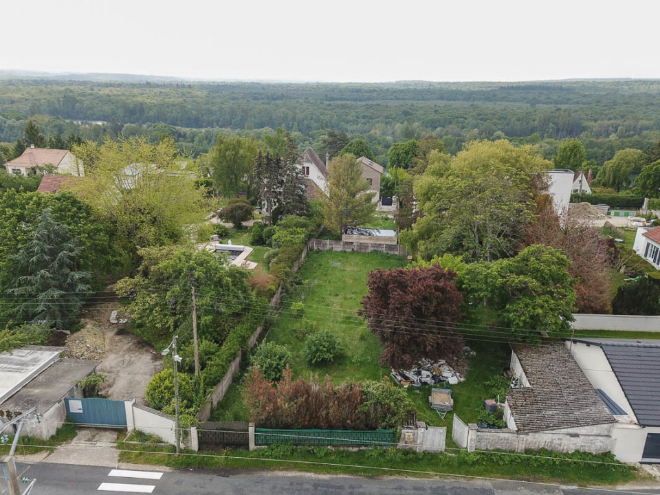 Terrain à bâtir de 1002 m2 dans secteur calme