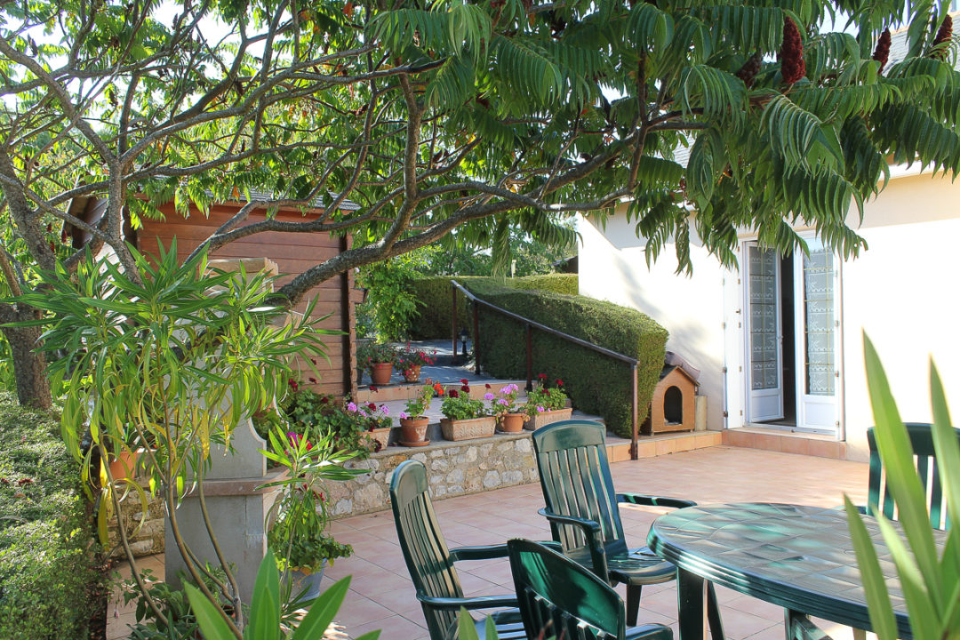 Proche Chalonnes-sur-Loire, Charmante longère sur terrain arboré de 1482m2