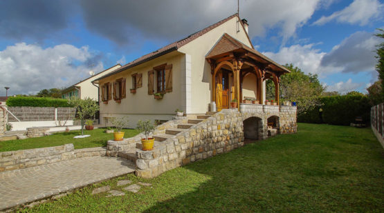 Vente maison familiale sur sous-sol total Châtelet-en-Brie - Effectimmo