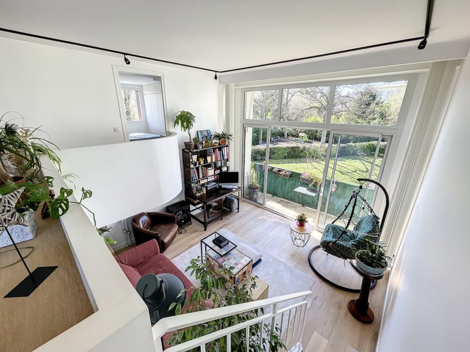 Au calme, appartement familial rénové dans un parc paysagé à proximité de la gare, écoles et commerces