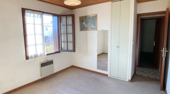 Vente maison familiale 120m2 terrain 622m2 Alleins - Effectimmo