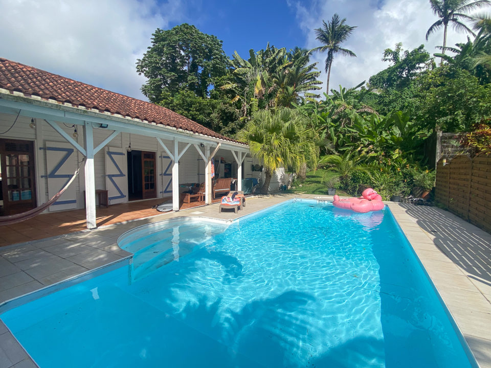 Charmante villa T5 meublée avec piscine + T2 – lotissement La Favorite