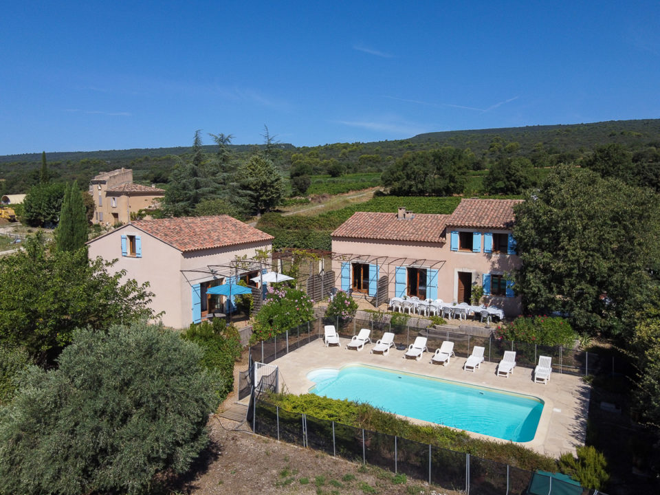 Propriété de 4 Gites au cœur du Luberon.