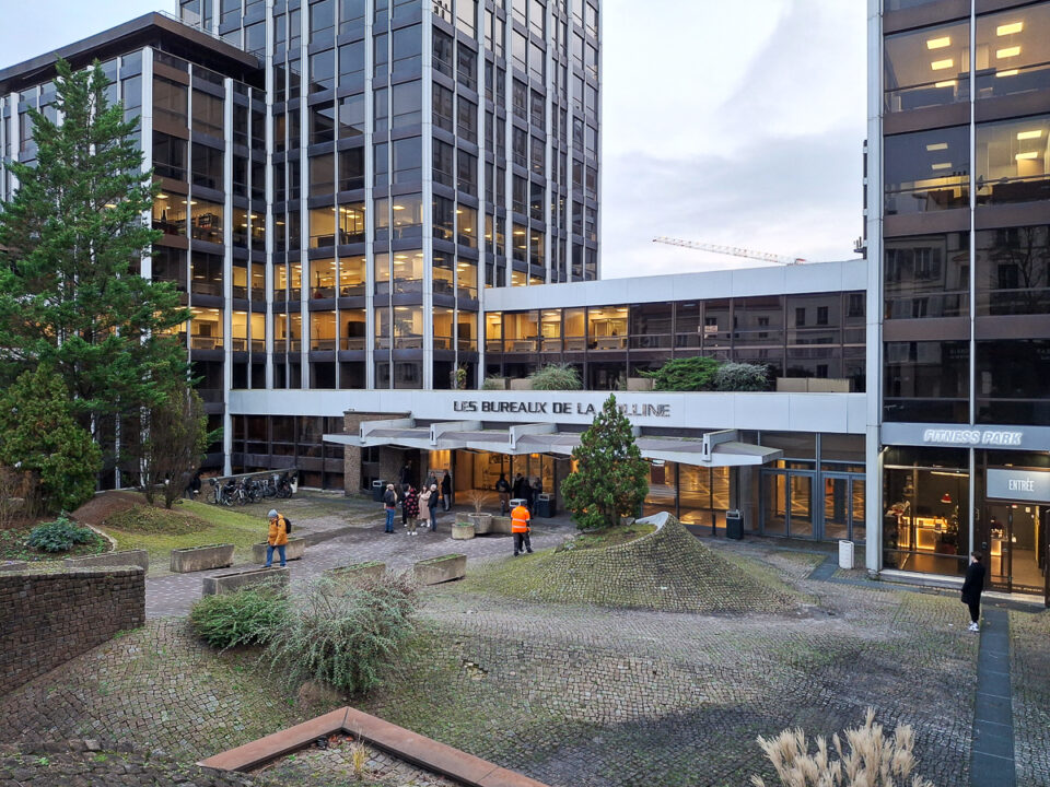 Saint-Cloud, place de parking Premium, dans parking surveillé 24h/24h