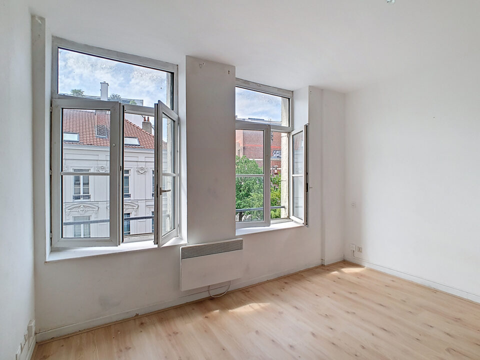 Lille, Studio fonctionnel et lumineux de 21 m², Sébastopol