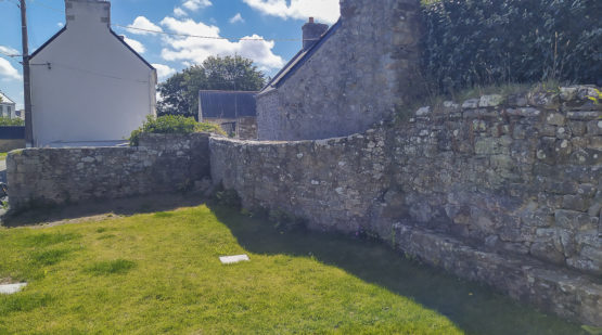 Vente maison en pierres 55m2 Plogoff - Effectimmo