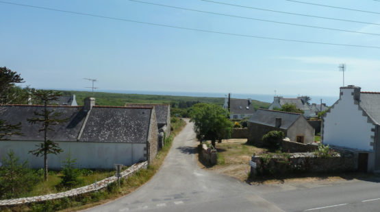 Vente maison 175m2 2 logements distincts Plogoff - Effectimmo