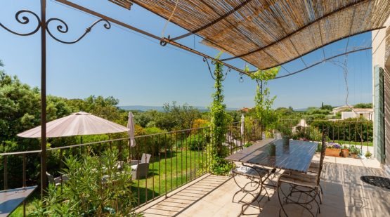 Vente villa de standing St-saturnin-lès-apt - Effectimmo